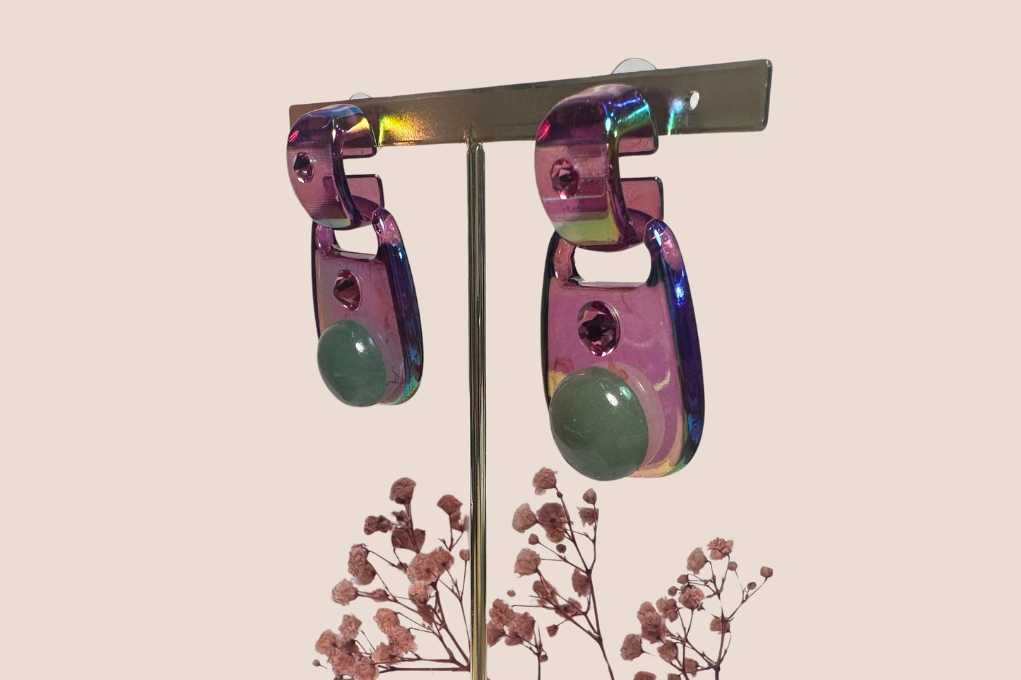Boucles d'Oreilles en Résine Rose et Aventurine Verte – Charme et Vitalité