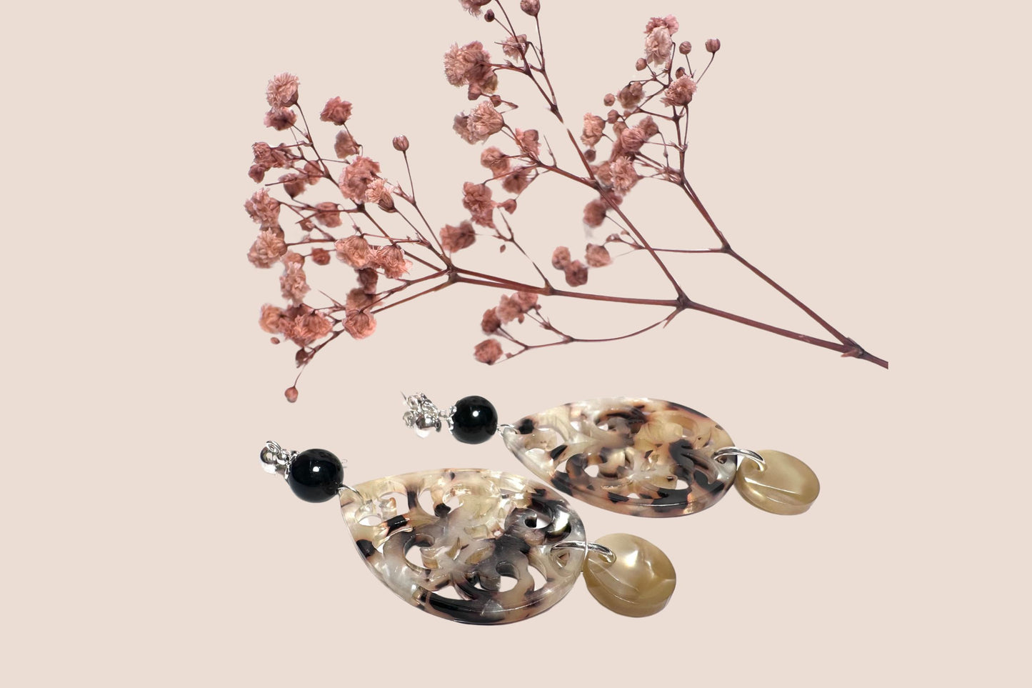 Boucles d’Oreilles en Argent 925 avec Résine et Obsidienne Noire – Mystère et Élégance