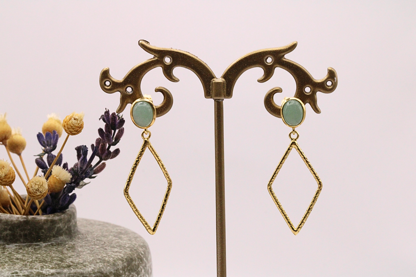 Boucles d’oreilles en acier inoxydable  – Charme et bienfaits naturels