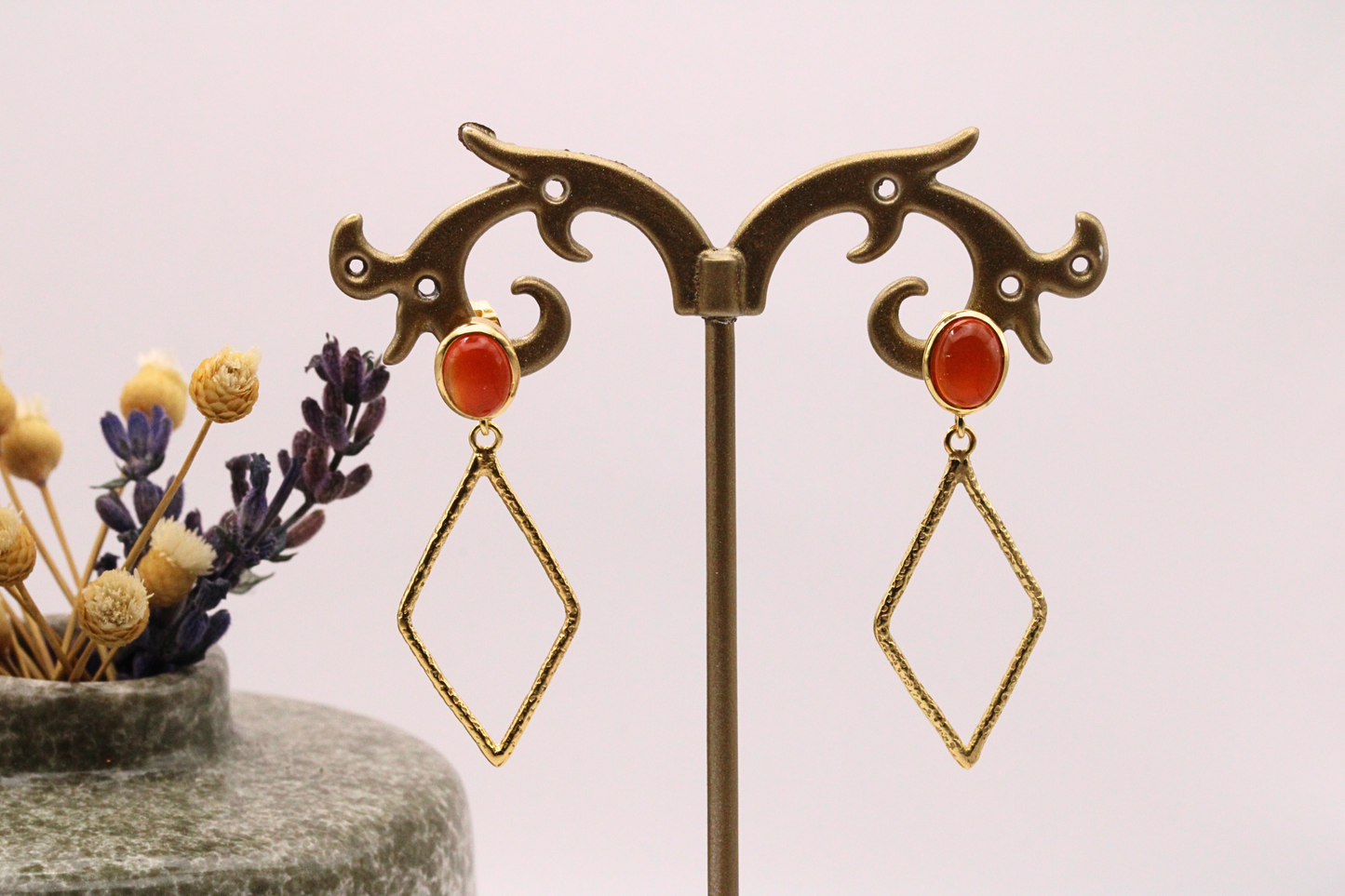 Boucles d’oreilles en acier inoxydable  – Charme et bienfaits naturels