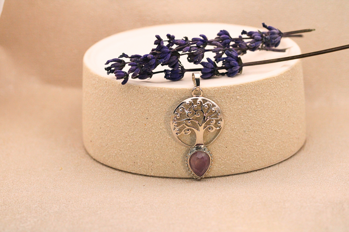 Pendentif Arbre de Vie en Pierre Naturelle et Acier Inoxydable - Harmonie et Énergie