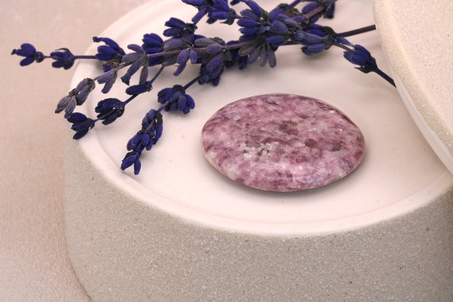 Pierre naturelle de Lépidolite